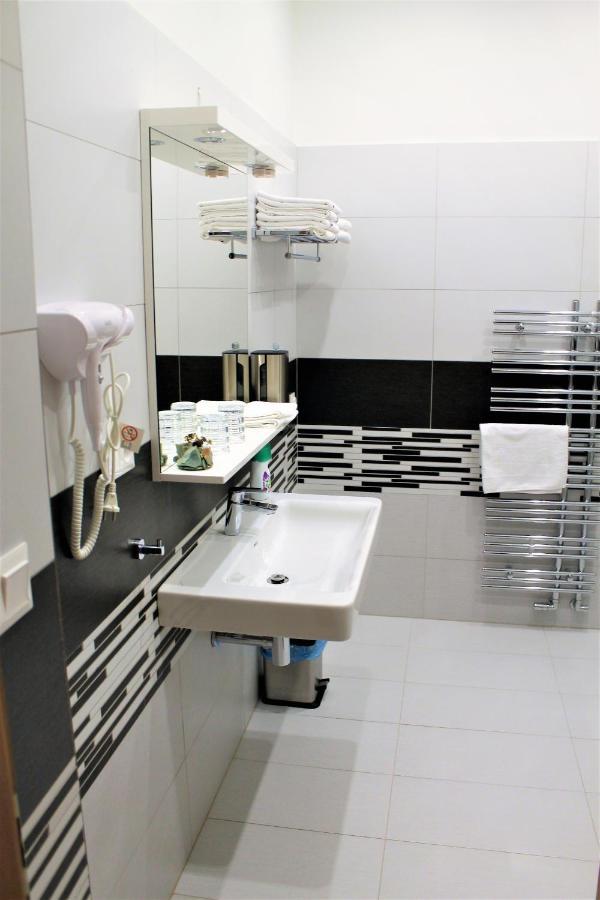 Apartmany Papik Nova Bystrice Ngoại thất bức ảnh