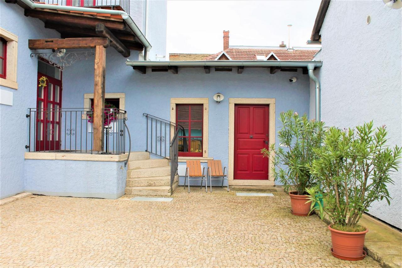 Apartmany Papik Nova Bystrice Ngoại thất bức ảnh