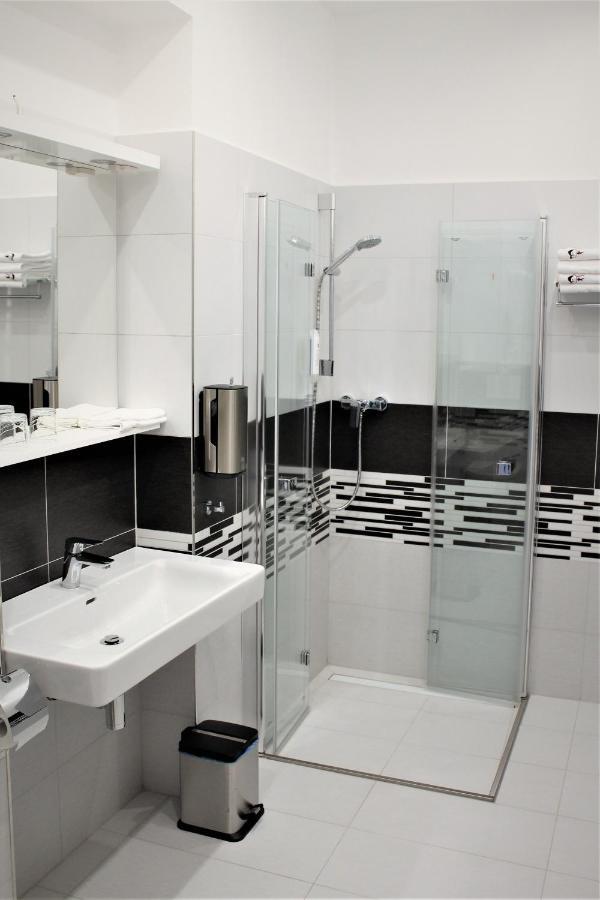 Apartmany Papik Nova Bystrice Ngoại thất bức ảnh