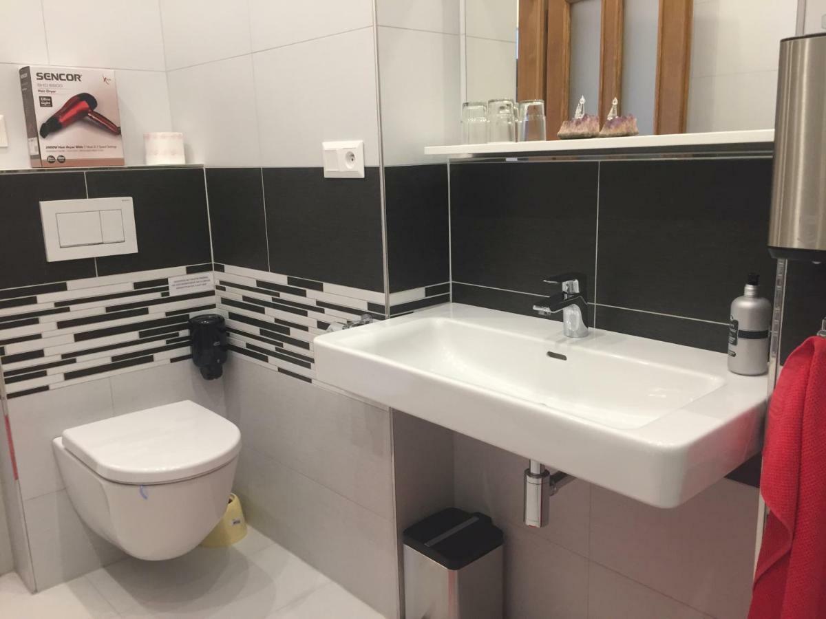 Apartmany Papik Nova Bystrice Ngoại thất bức ảnh