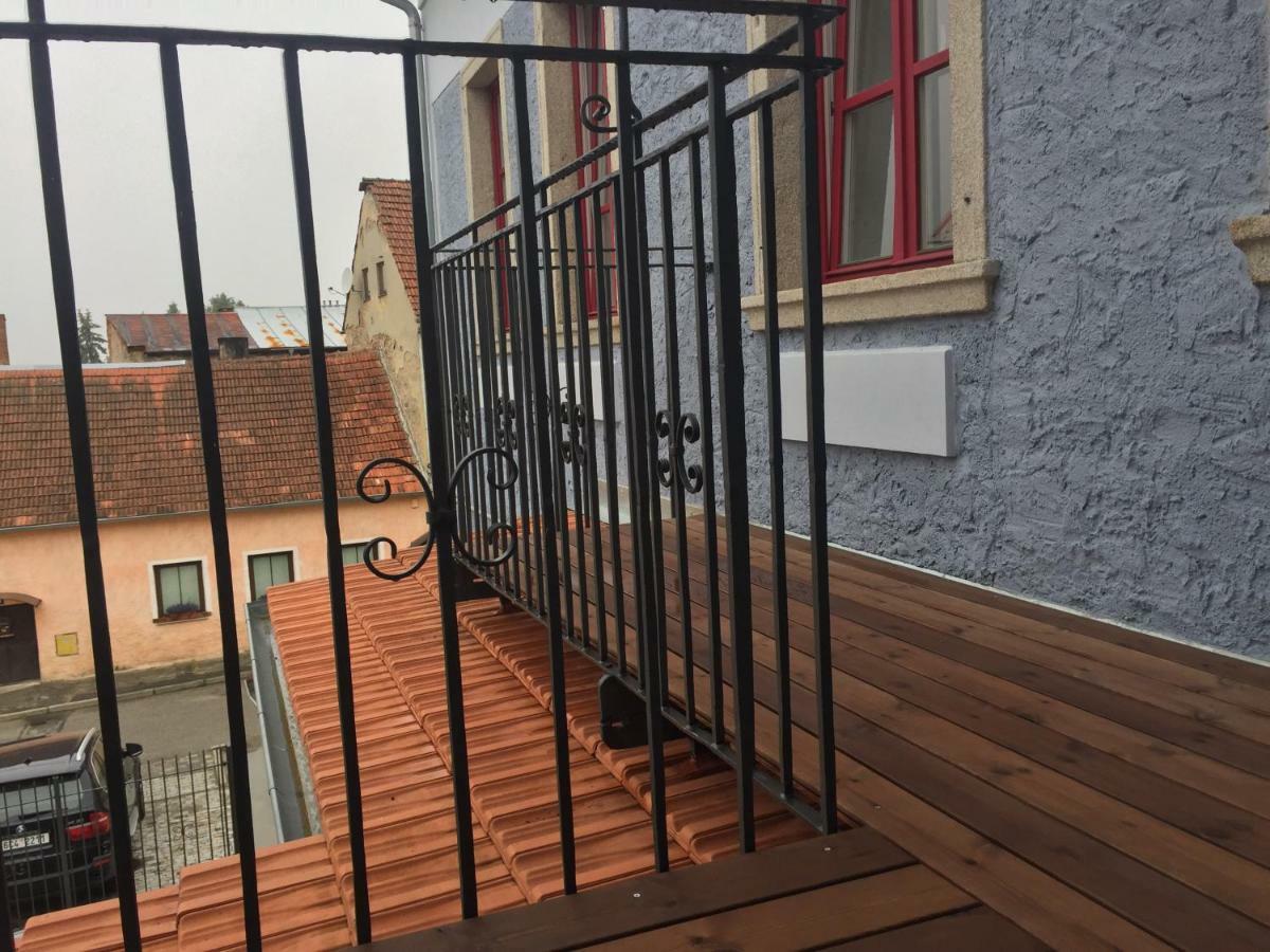 Apartmany Papik Nova Bystrice Ngoại thất bức ảnh